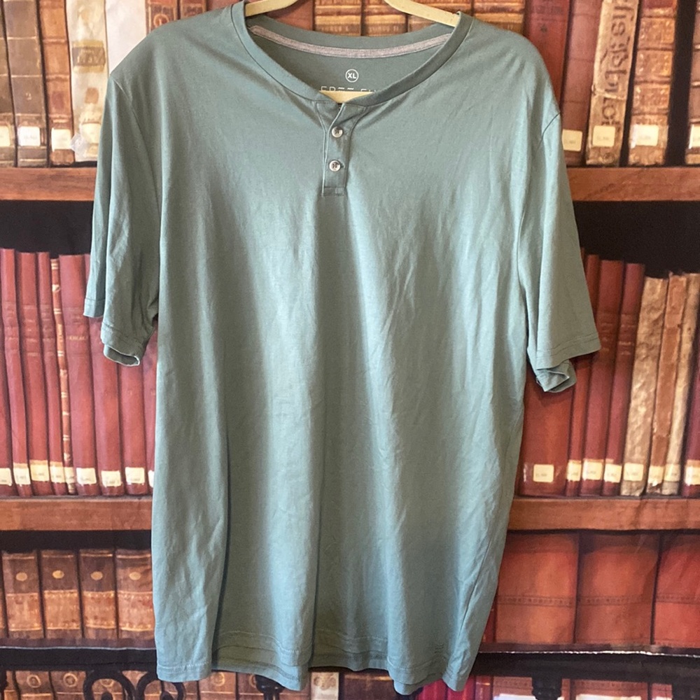 Free Fly bamboo blend Men's Heritage Short Sleeve Henley T-shirt